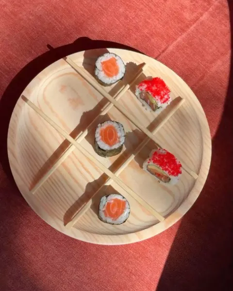 A competição é séria. O prémio é ainda melhor. 👀

Quem ganha, fica com o sushi!...